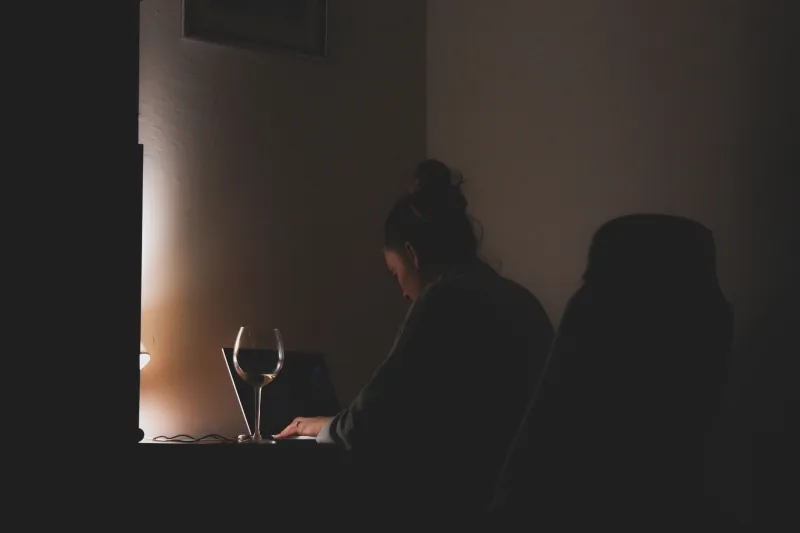 3 AM and 10,000 Viewers: The Raw Magic of Streams Nobody Planned